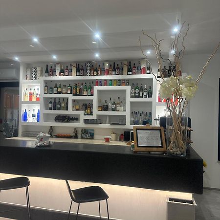 Hotel La Pergola Bellaria-Igea Marina Buitenkant foto