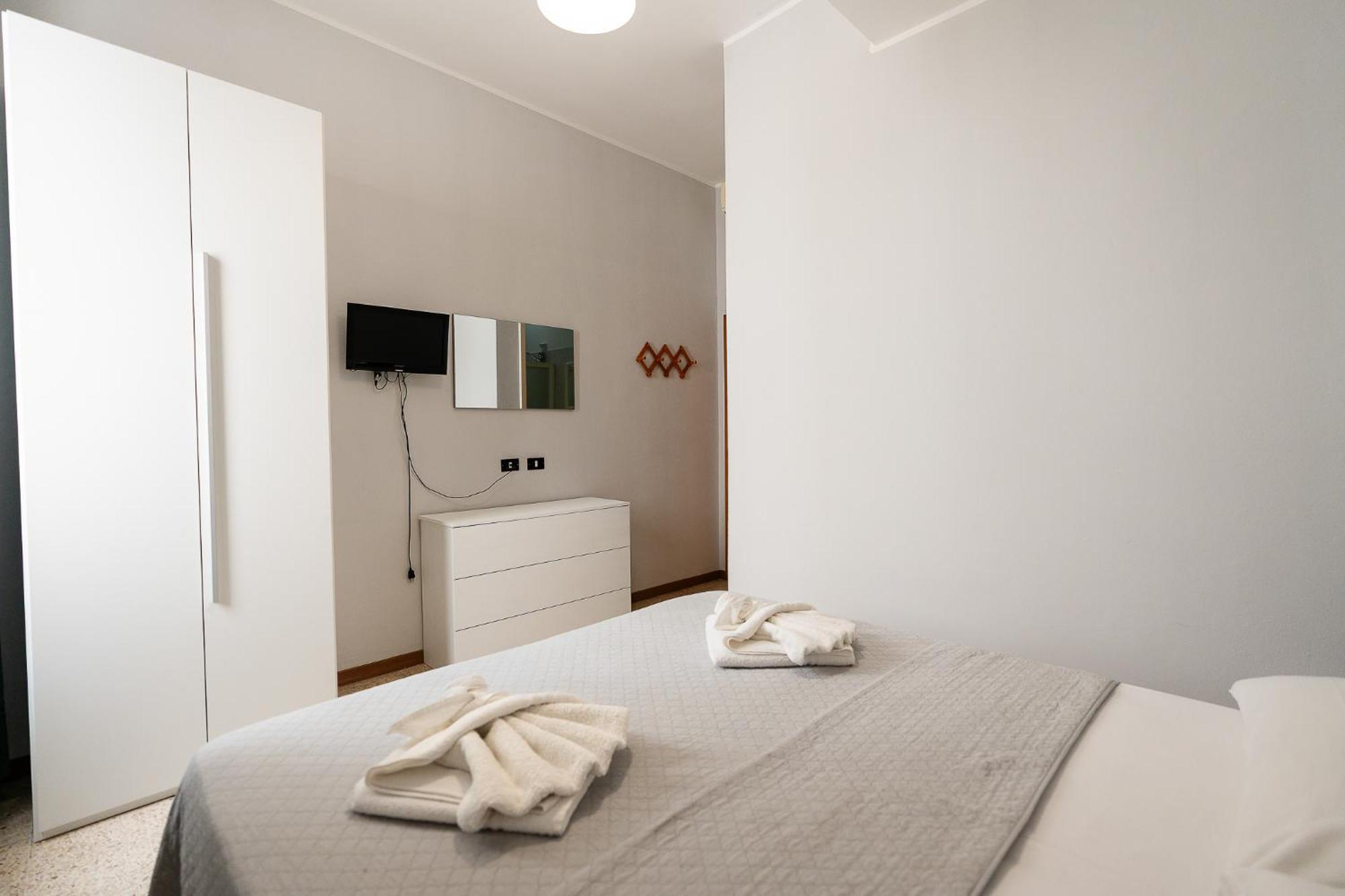 Hotel La Pergola Bellaria-Igea Marina Buitenkant foto